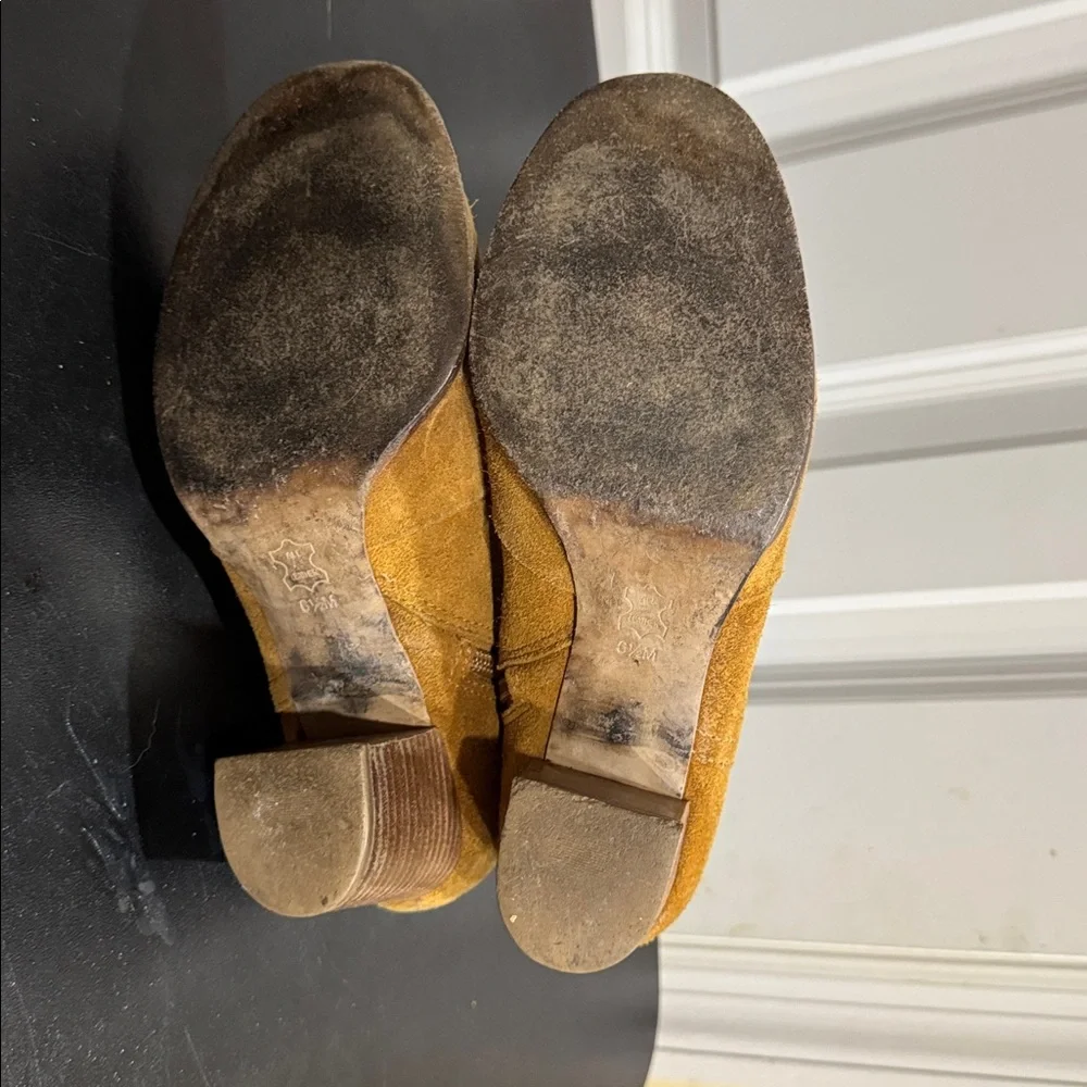 Tory Burch elegant suede